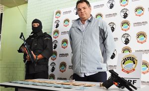 Paulo Fernandes  acusado de participar de vrios assaltos 