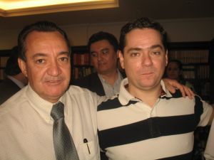 Presidente da 16 Subseco da OAB, Roberto Rodrigues e o O candidato advogado Ary Raghiant Neto