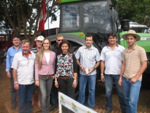 Diretor e coloboradores da Agro Opo