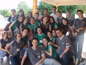 Professores e acadmicos da UFMS