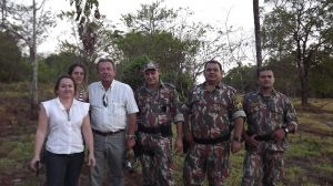 Marta, Raquel, Secretrio da SEMTMA Prof. Wilson Comandante da PMA Ortiz e os PMAs Gonzales e Arnald