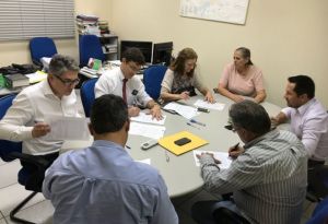 Reunio com autoridades e empresrios