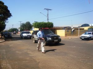 Delegado Cleverson em operao policial na cidade