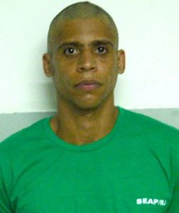 Nem teve o cabelo raspado para dar entrada no Complexo Penitencirio de Gericin, em Bangu